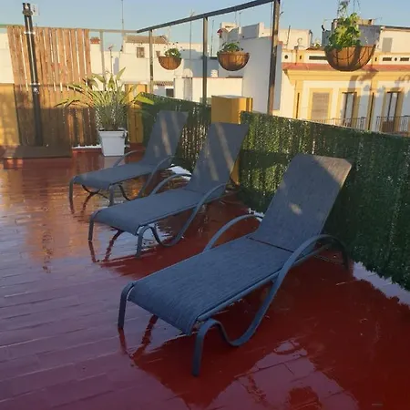 Dona Lola Corner Apartment Seville